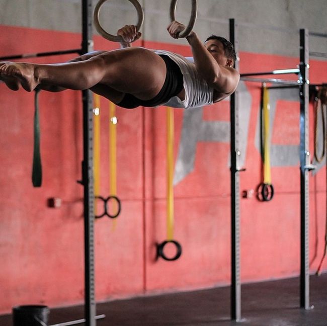 Samantha Wright, gymnastics, crossfit trainer and weightlifter