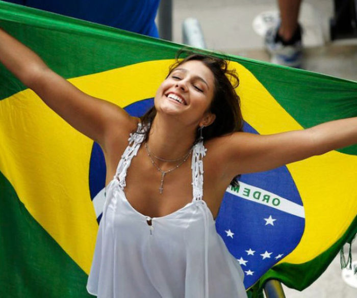 cute football fan girls