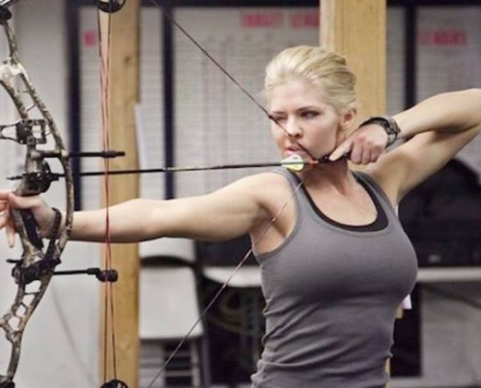 archery girl