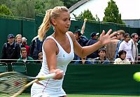 Sport and Fitness: tennis girl