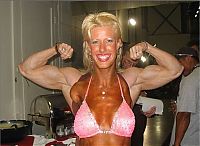 TopRq.com search results: Barbie Guerra lost her hands from electric shock, but she still does a bodybuilding