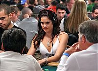 Sport and Fitness: poker girls