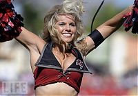 Sport and Fitness: cheerleader girls