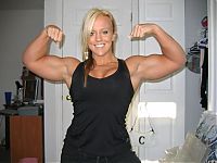 Sport and Fitness: strong fitness bodybuilding girl