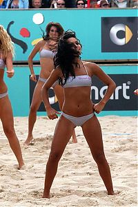 Sport and Fitness: Volleyball support team girls in bikini, Berlin, Germany