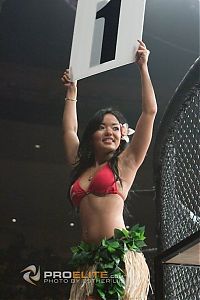 Sport and Fitness: ring girl