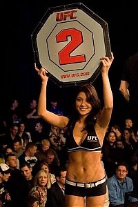 Sport and Fitness: ring girl