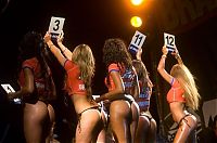 Sport and Fitness: miss reef 2009/2010 bikini contest