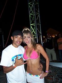 Sport and Fitness: miss reef 2009/2010 bikini contest