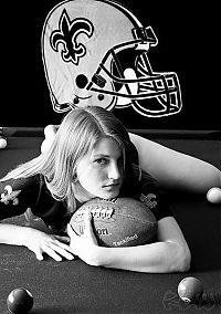 Sport and Fitness: super bowl girl fans