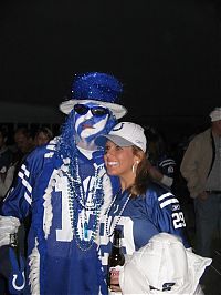 Sport and Fitness: super bowl girl fans