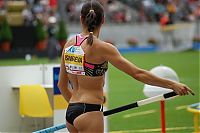 Sport and Fitness: pole vaulting girl