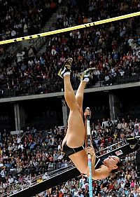 Sport and Fitness: pole vaulting girl