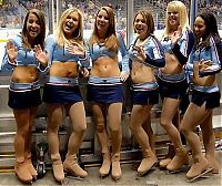 Sport and Fitness: NHL support girls