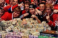 Sport and Fitness: Jonathan Duhamel, poker professional won 9 million dollars