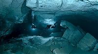 Sport and Fitness: cave diving