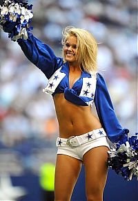 Sport and Fitness: DCC Dallas Cowboys NFL cheerleader girls