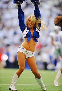 Sport and Fitness: DCC Dallas Cowboys NFL cheerleader girls