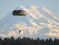 Sport and Fitness: skydiving photography