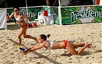 Sport and Fitness: volleyball girls