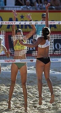 Sport and Fitness: volleyball girls