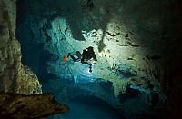 Sport and Fitness: cave diving