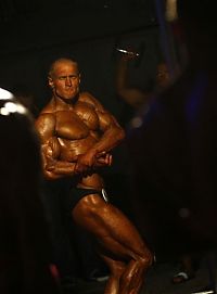 Sport and Fitness: bodybuilding pose