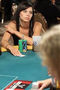 Sport and Fitness: 2011 World Series of Poker girls