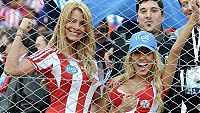 Sport and Fitness: Girl fans of Copa América