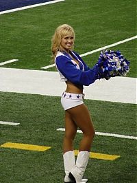 Sport and Fitness: DCC Dallas Cowboys NFL cheerleader girls