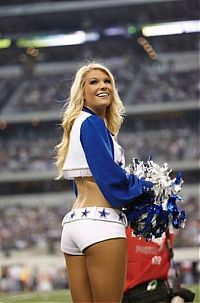 Sport and Fitness: DCC Dallas Cowboys NFL cheerleader girls