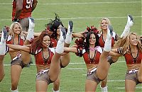 Sport and Fitness: cheerleader girls