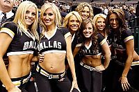 Sport and Fitness: NHL support girls