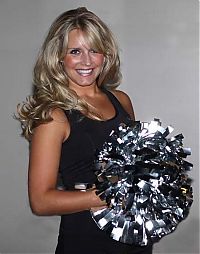 Sport and Fitness: Detroit Lions NFL cheerleader girls