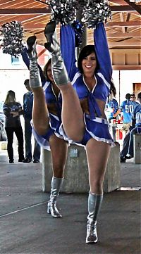 Sport and Fitness: Detroit Lions NFL cheerleader girls