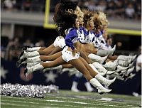 Sport and Fitness: cheerleader girls then and now