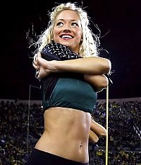 Sport and Fitness: Oregon Ducks cheerleader girls