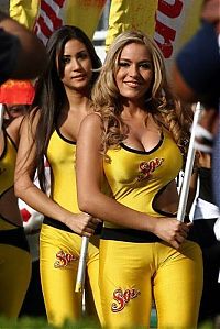 Sport and Fitness: mexican cheerleader girls