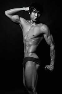 Sport and Fitness: strong bodybuilding man portrait