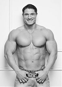 Sport and Fitness: strong bodybuilding man portrait