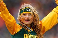 Sport and Fitness: super bowl girl fans