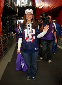 Sport and Fitness: super bowl girl fans