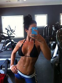 Sport and Fitness: strong fitness bodybuilding girl