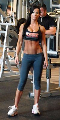 Sport and Fitness: strong fitness bodybuilding girl