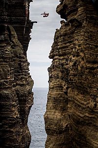 Sport and Fitness: Cliff diving, Portuguese islands of the Azores, Atlantic Ocean