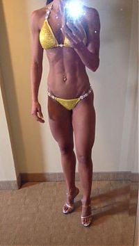 TopRq.com search results: strong fitness bodybuilding girl with abdominal six-pack belly muscles