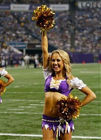 Sport and Fitness: Minnesota Vikings NFL cheerleader girls