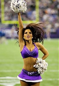 Sport and Fitness: Minnesota Vikings NFL cheerleader girls