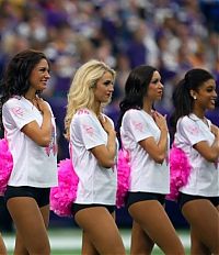 Sport and Fitness: Minnesota Vikings NFL cheerleader girls