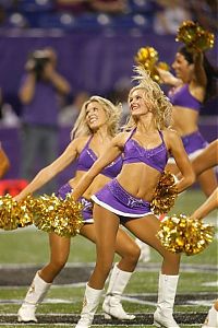 Sport and Fitness: Minnesota Vikings NFL cheerleader girls